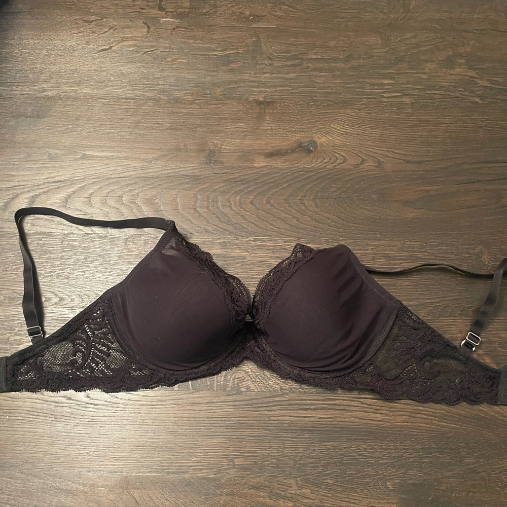 Natori Black Lace Trim Bra 32DD
